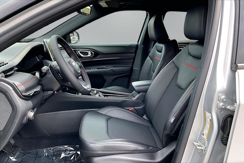 Thumbnail: 2026 Jeep Compass - 11