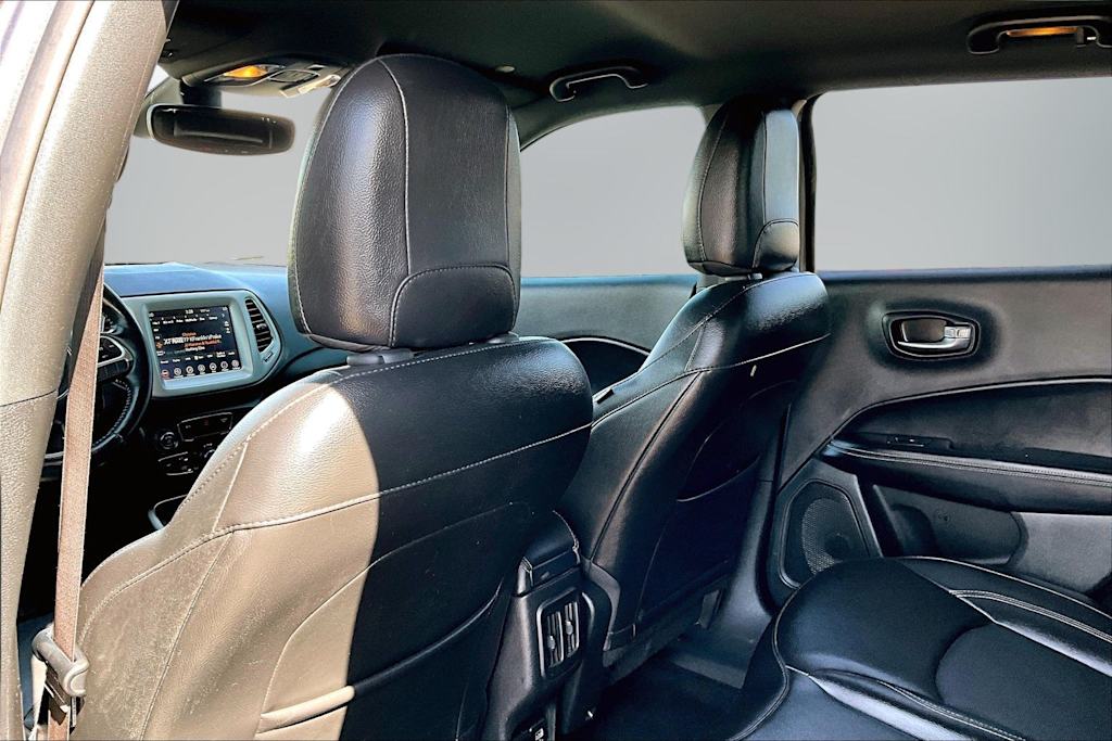 Thumbnail: 2021 Jeep Compass - 11