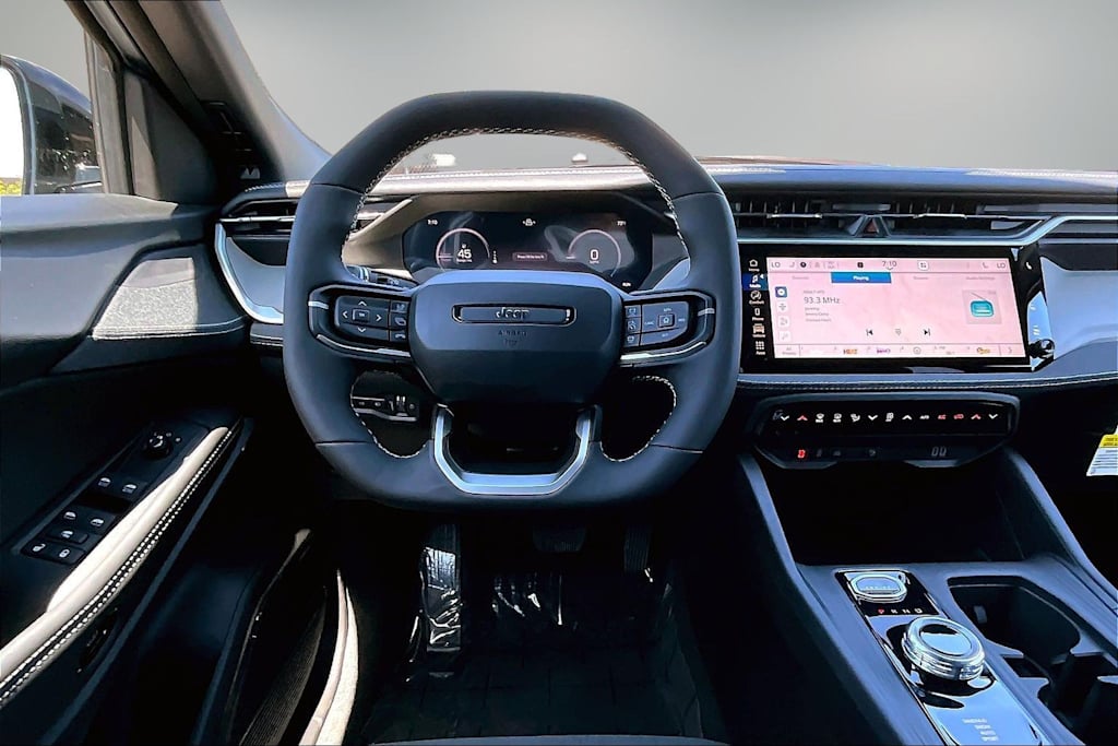 Thumbnail: 2026 Jeep Cherokee - 14