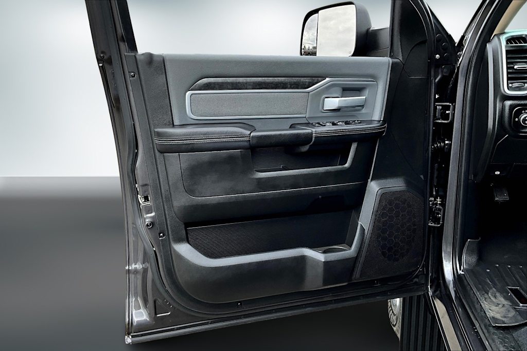 Thumbnail: 2019 RAM 3500 - 27
