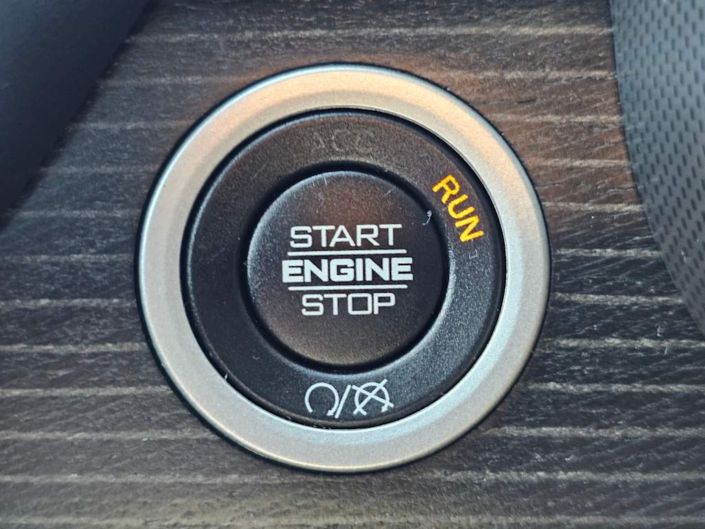 2022 RAM 2500 Limited 23