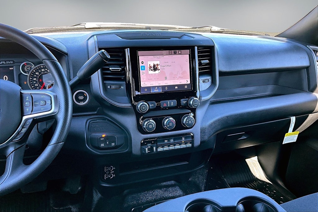 2026 RAM 3500 Chassis Tradesman - Photo 12