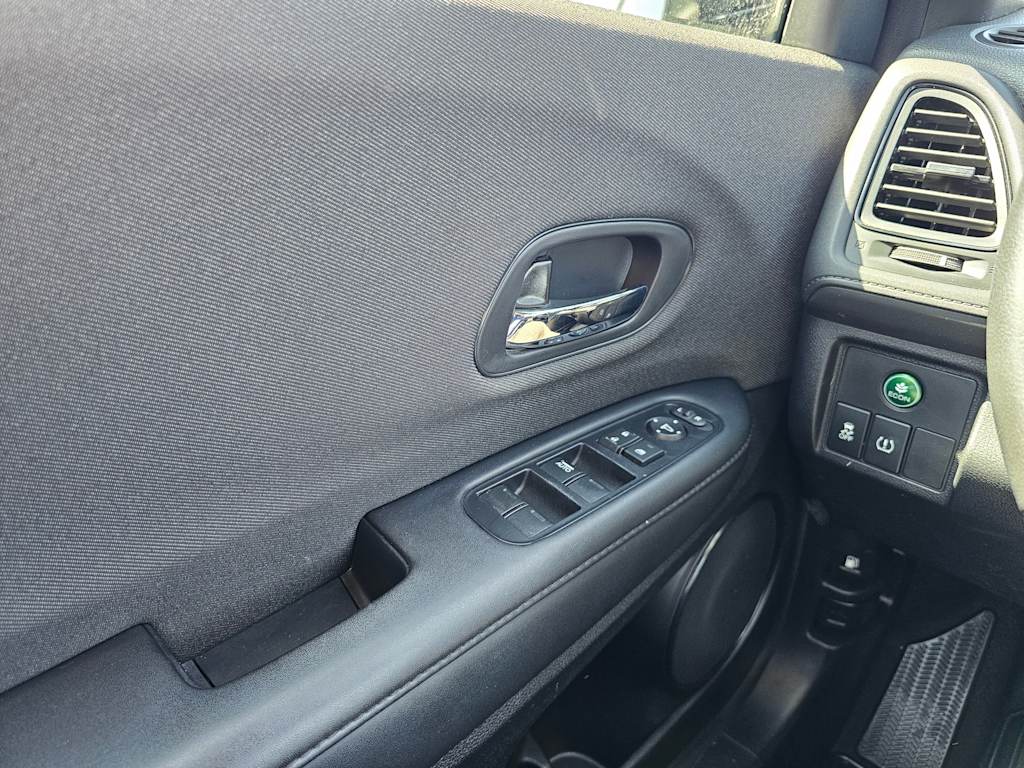 2019 Honda HR-V Sport 28