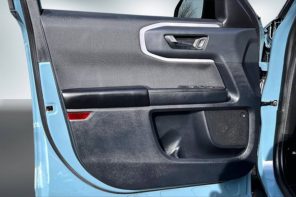 Thumbnail: 2023 Ford Bronco Sport - 27