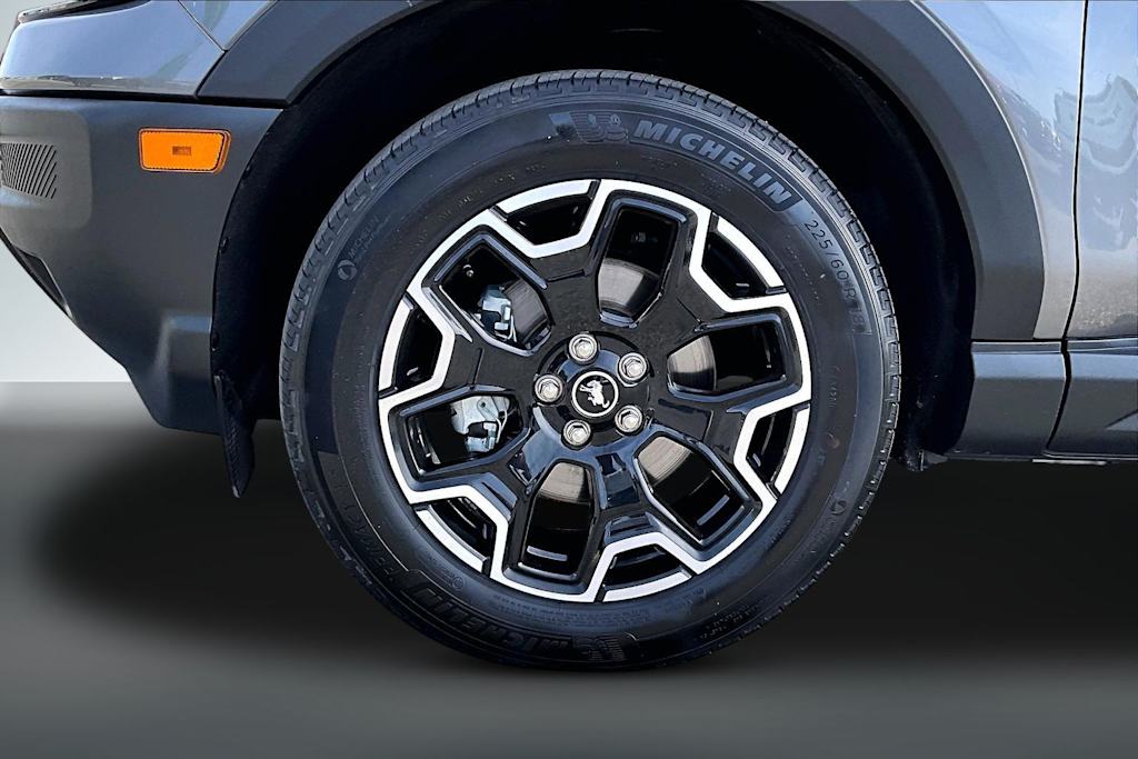 Thumbnail: 2025 Ford Bronco Sport - 8