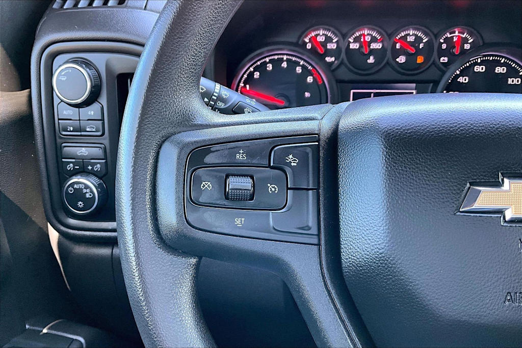 Thumbnail: 2024 Chevrolet Silverado 1500 - 25