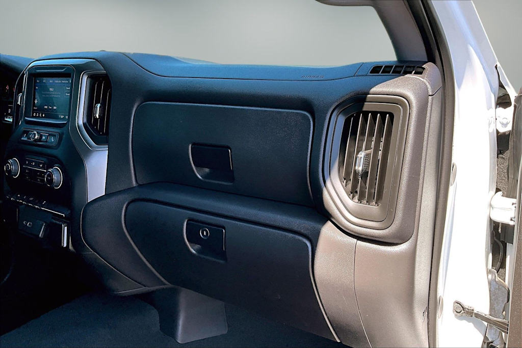 Thumbnail: 2024 Chevrolet Silverado 1500 - 24