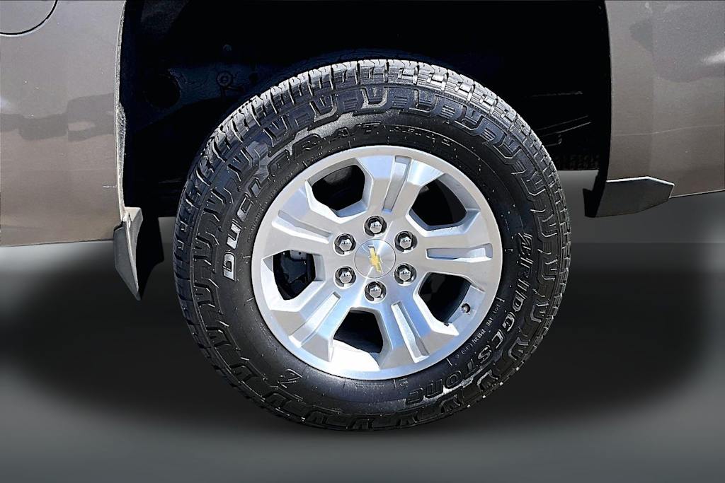 Thumbnail: 2015 Chevrolet Silverado 1500 - 33