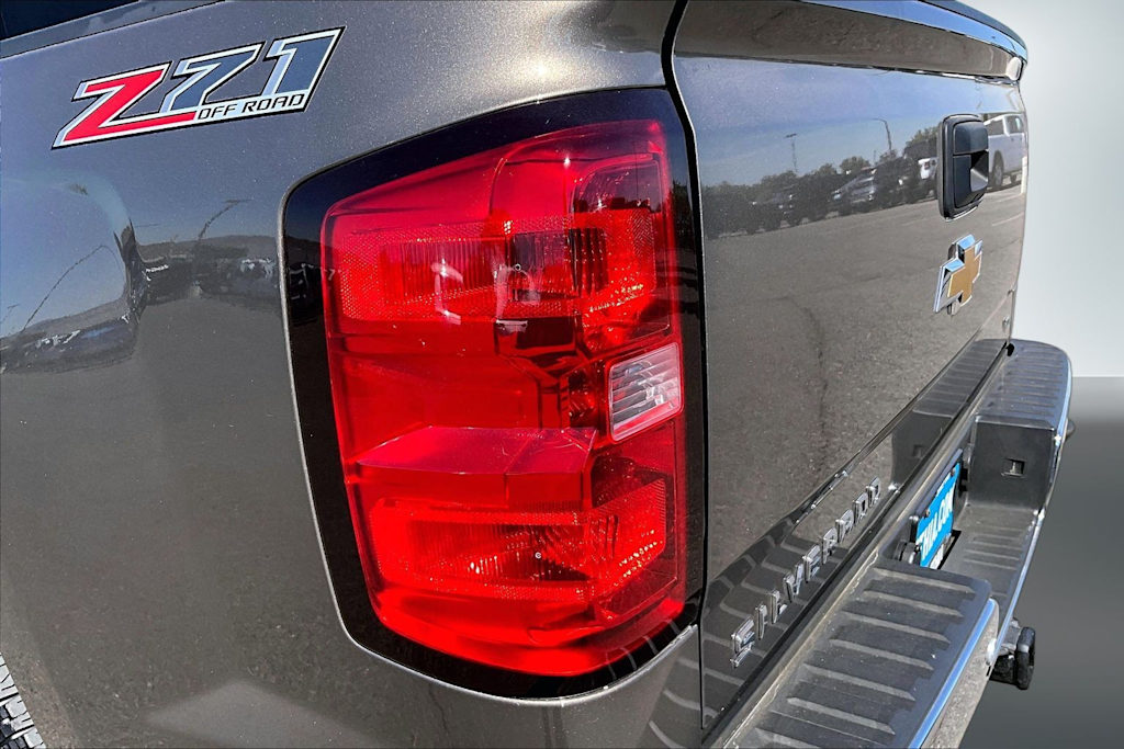 Thumbnail: 2015 Chevrolet Silverado 1500 - 31