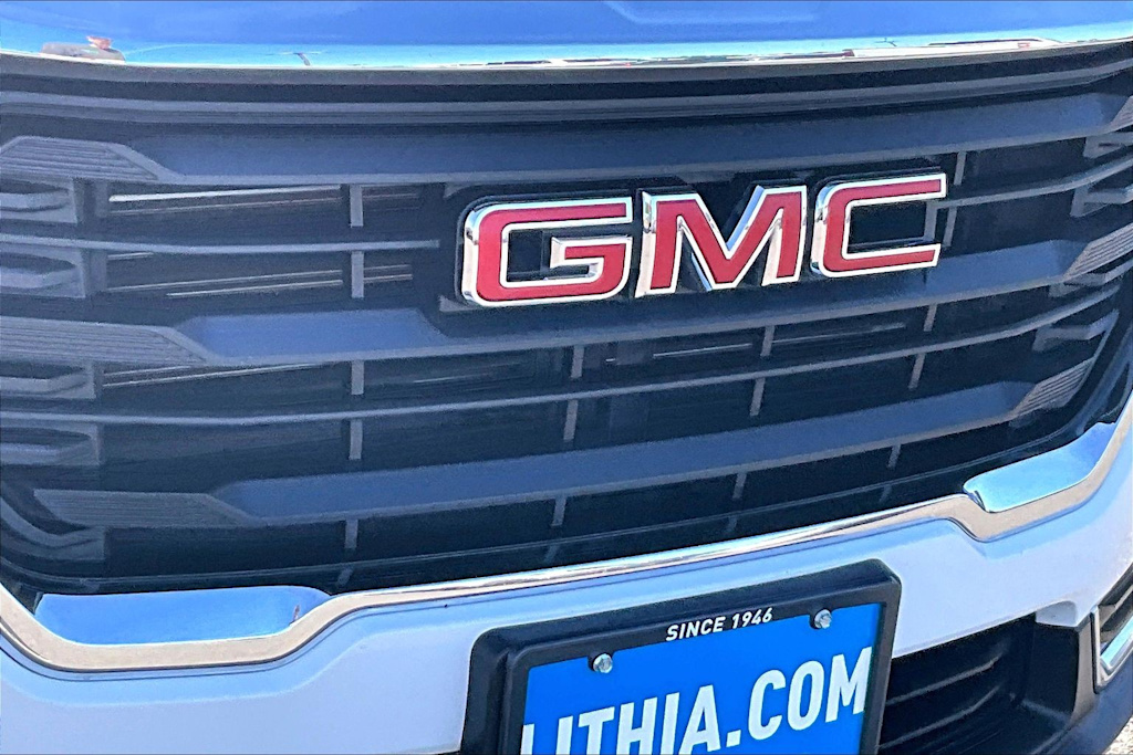 Thumbnail: 2023 GMC Terrain - 33