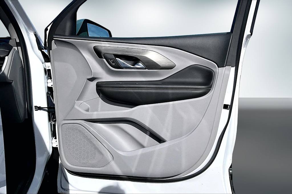 Thumbnail: 2023 GMC Terrain - 28