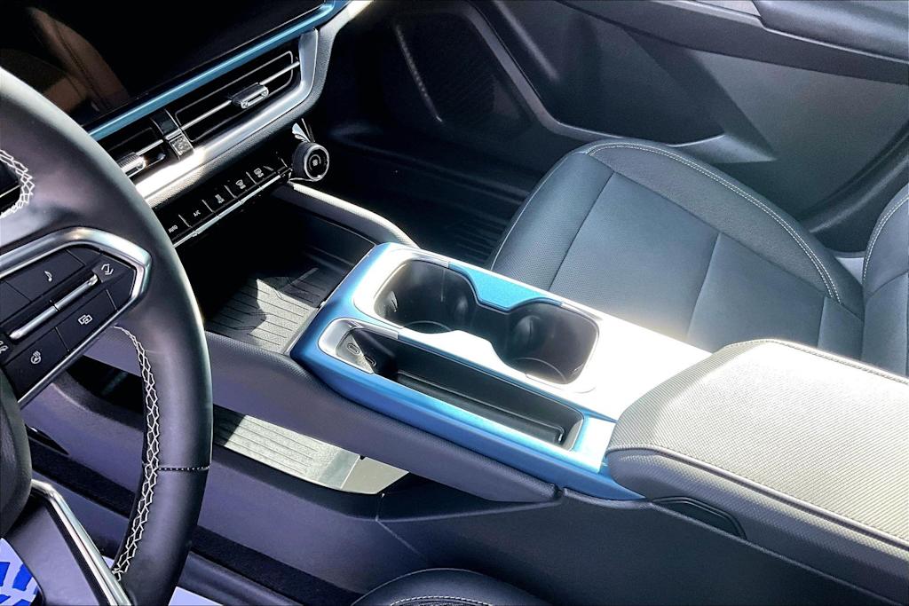 Thumbnail: 2024 Chevrolet Equinox - 17