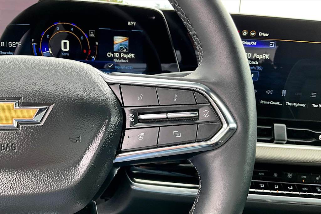 Thumbnail: 2025 Chevrolet Equinox - 25
