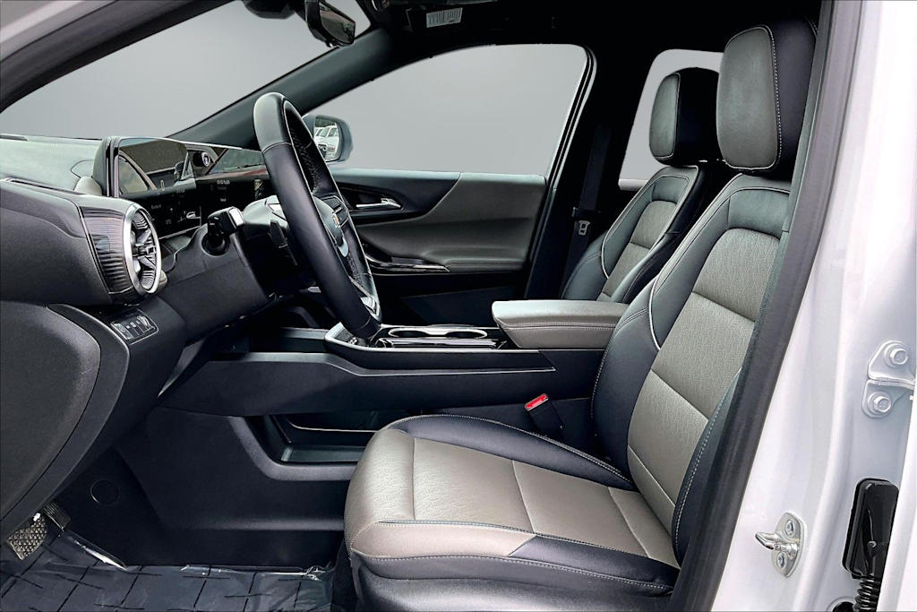 Thumbnail: 2025 Chevrolet Equinox - 11