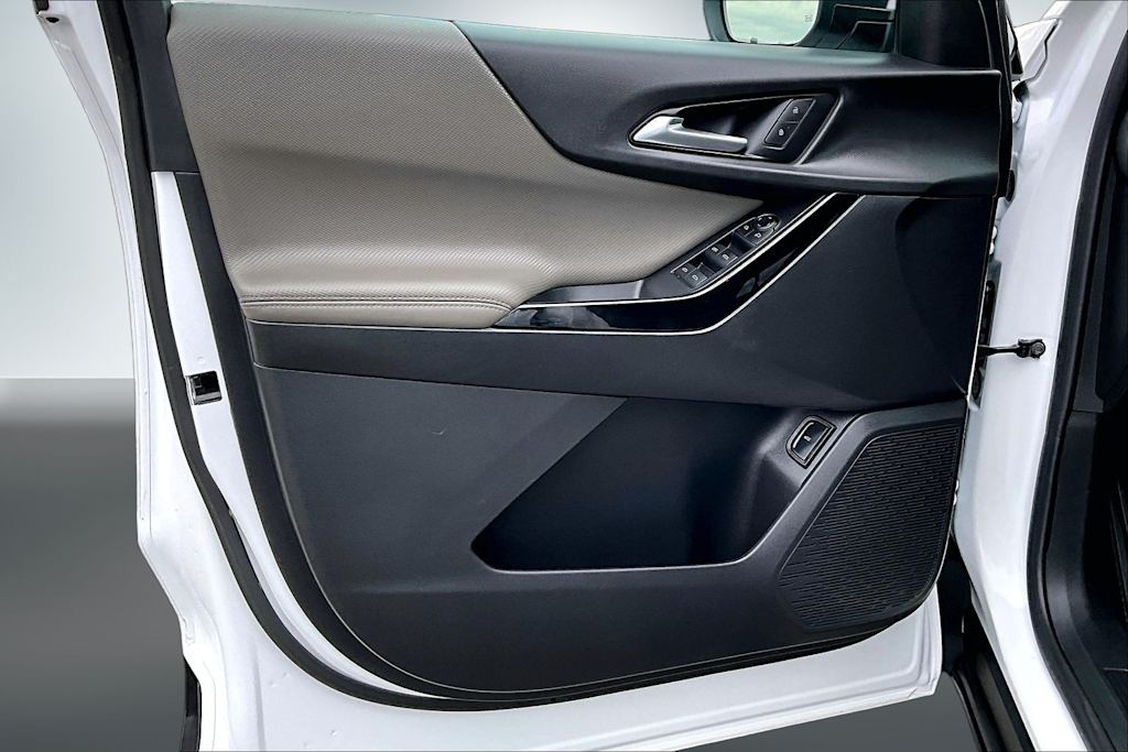 Thumbnail: 2025 Chevrolet Equinox - 26