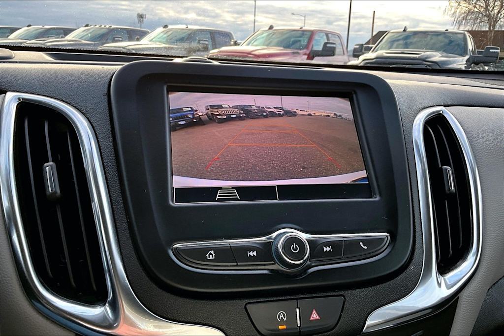 Thumbnail: 2024 Chevrolet Equinox - 16