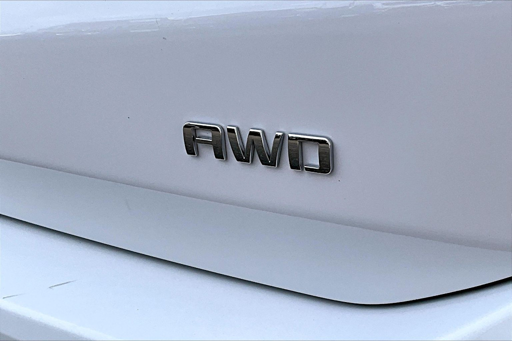 Thumbnail: 2024 Chevrolet Equinox - 7