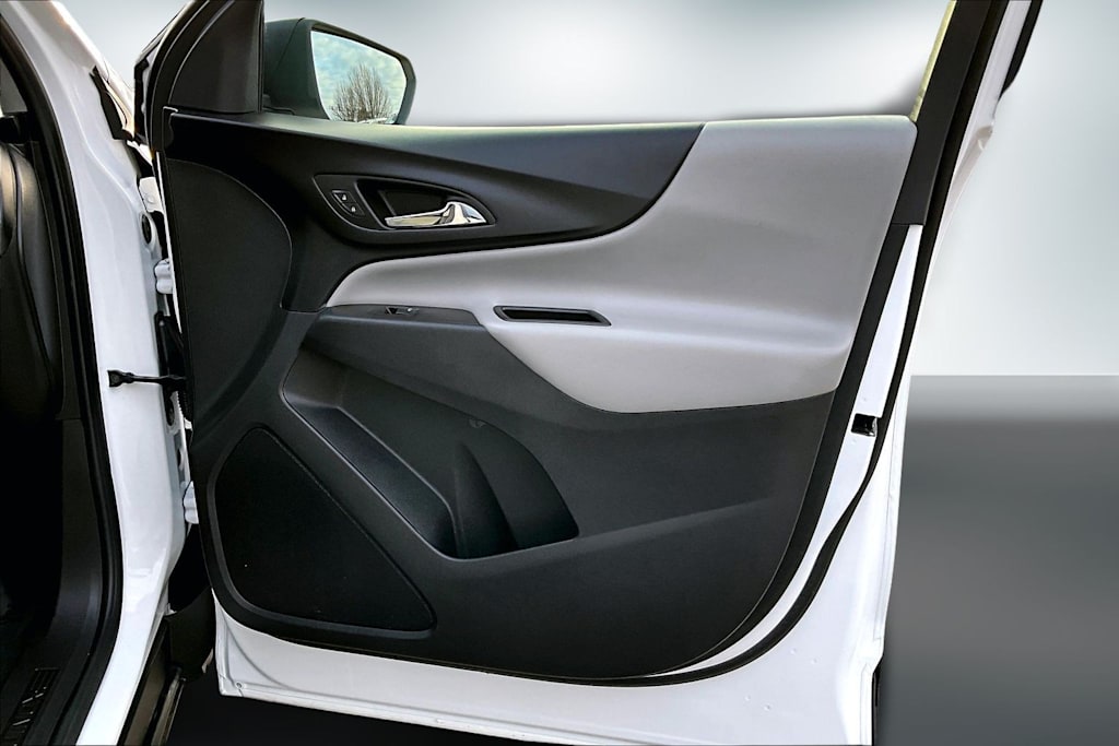 Thumbnail: 2024 Chevrolet Equinox - 27