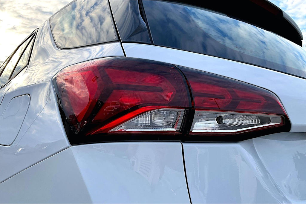 Thumbnail: 2024 Chevrolet Equinox - 32