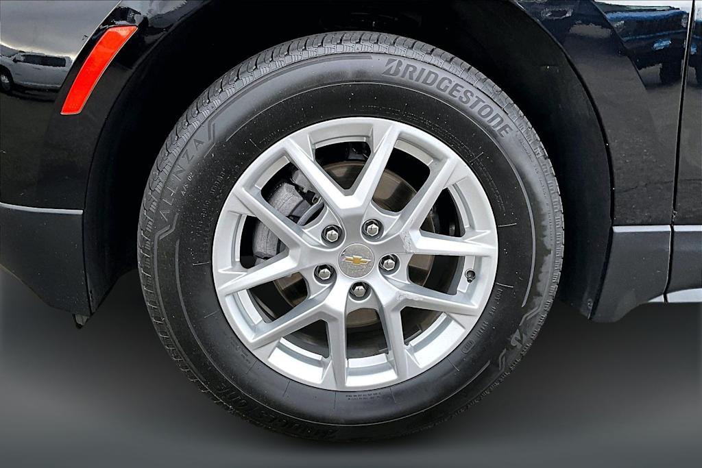 Thumbnail: 2024 Chevrolet Equinox - 8