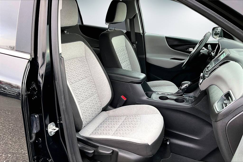 Thumbnail: 2024 Chevrolet Equinox - 12