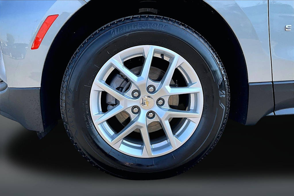 Thumbnail: 2024 Chevrolet Equinox - 8