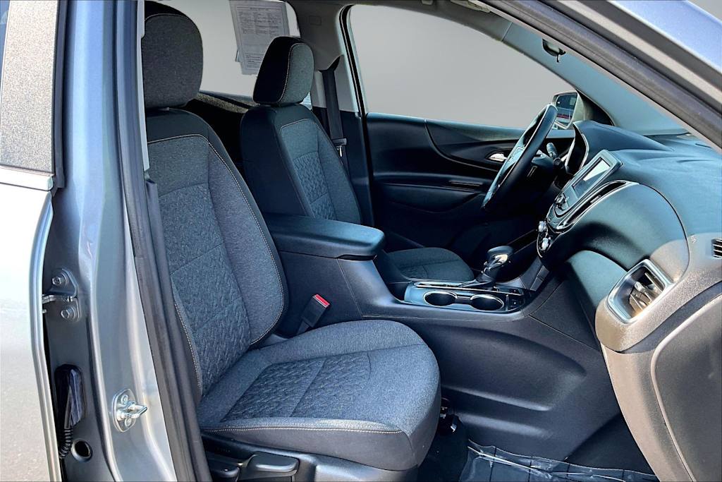 Thumbnail: 2024 Chevrolet Equinox - 12