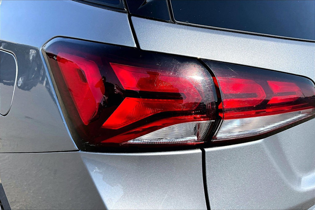 Thumbnail: 2024 Chevrolet Equinox - 31