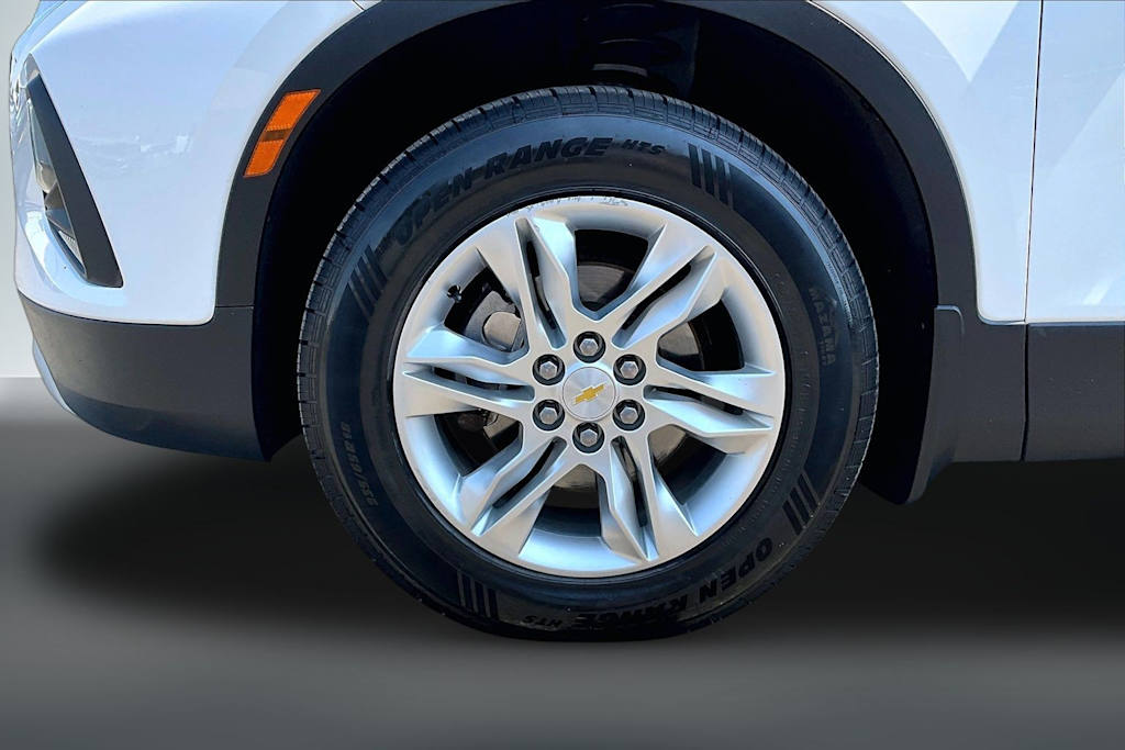 Thumbnail: 2019 Chevrolet Blazer - 8
