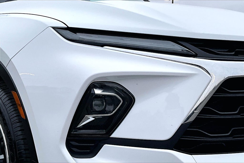 Thumbnail: 2023 Chevrolet Blazer - 31