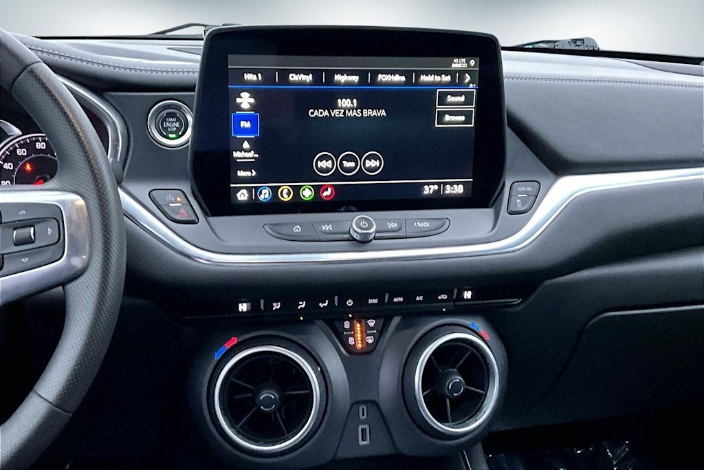 Thumbnail: 2023 Chevrolet Blazer - 15