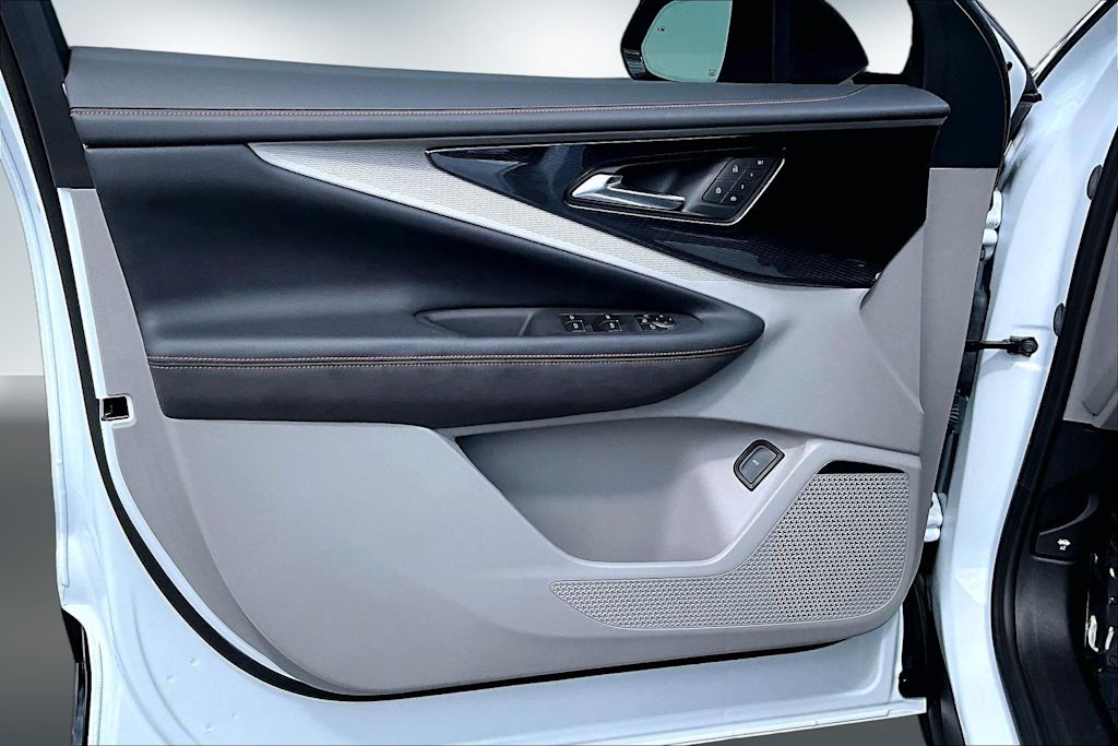 Thumbnail: 2026 Chevrolet Blazer EV - 27