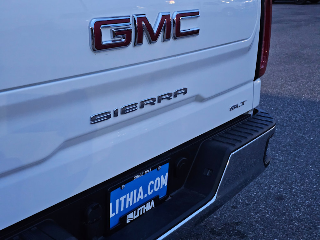 2024 GMC Sierra 1500 SLT 7