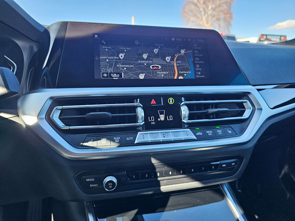 2022 BMW 3 Series 330xi 15