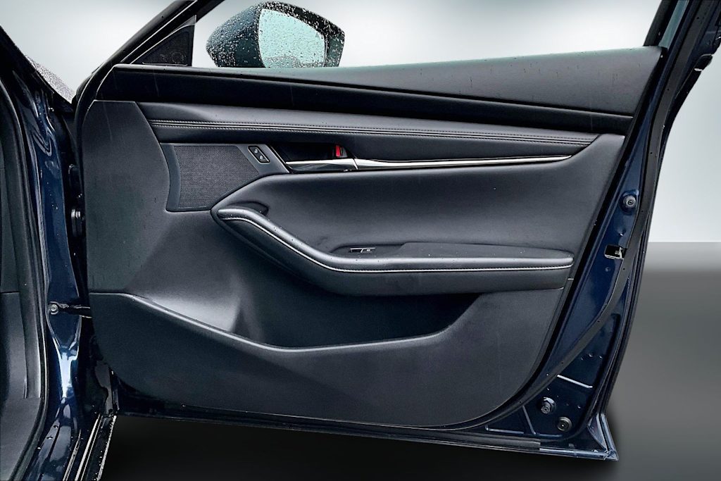 Thumbnail: 2025 Mazda Mazda3 - 28