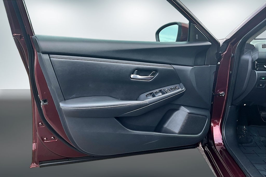 Thumbnail: 2024 Nissan Sentra - 28