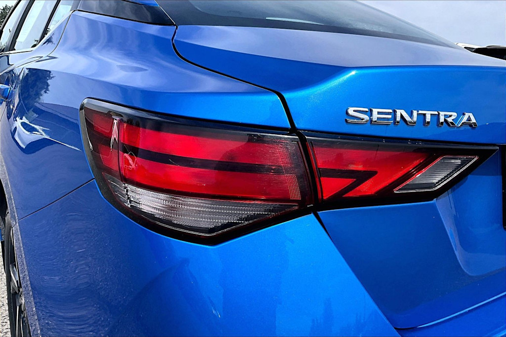 Thumbnail: 2024 Nissan Sentra - 32