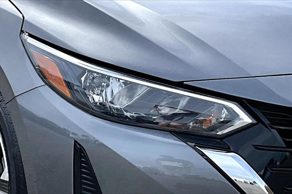 Thumbnail: 2024 Nissan Sentra - 31