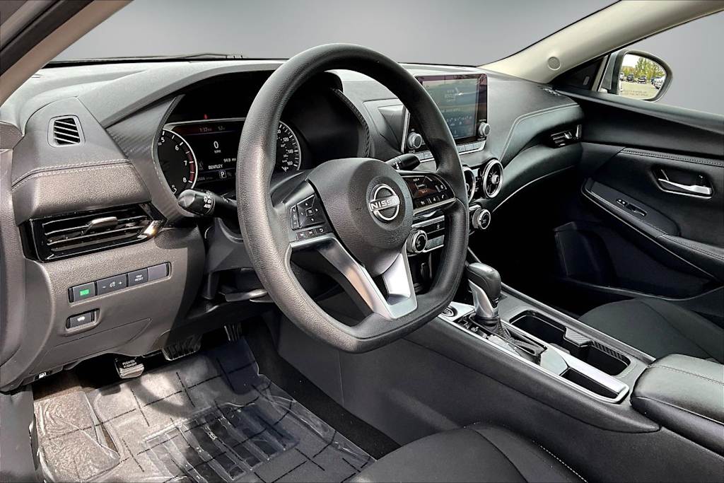 Thumbnail: 2024 Nissan Sentra - 2