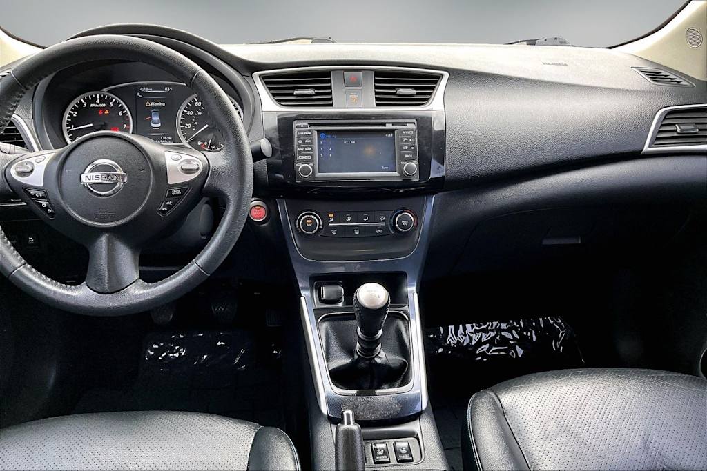 Thumbnail: 2017 Nissan Sentra - 15