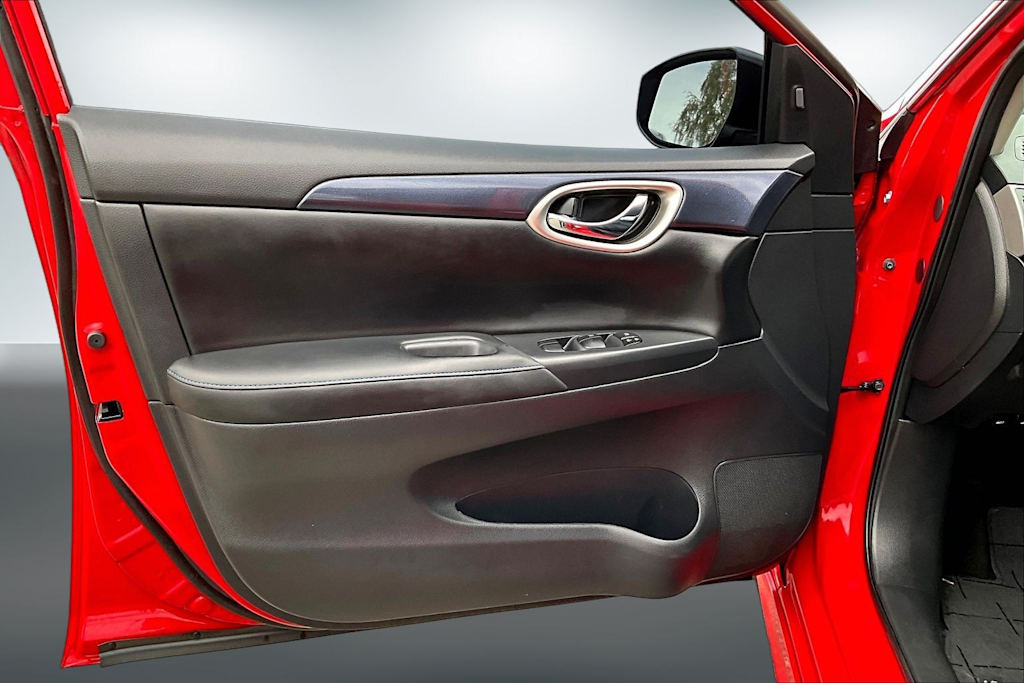 Thumbnail: 2017 Nissan Sentra - 28