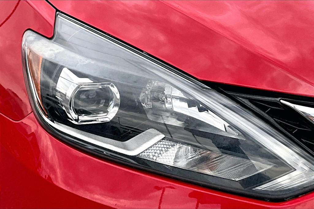 Thumbnail: 2017 Nissan Sentra - 31