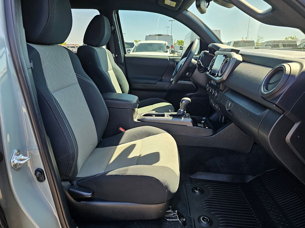 2023 Toyota Tacoma TRD Off-Road 11
