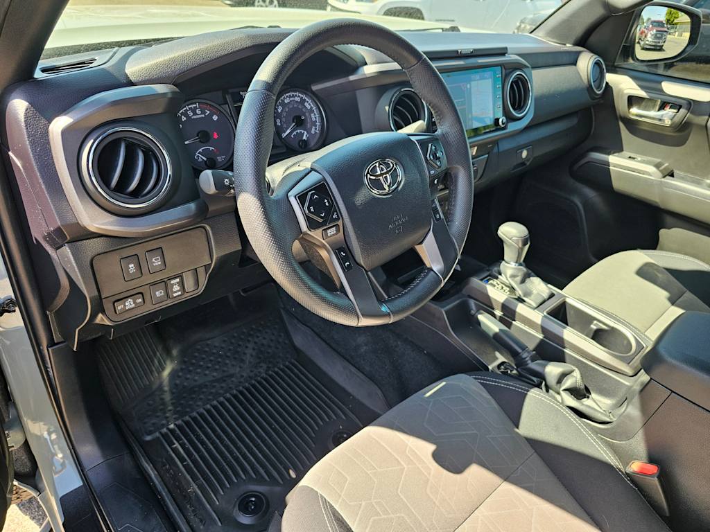 2023 Toyota Tacoma TRD Off-Road 2