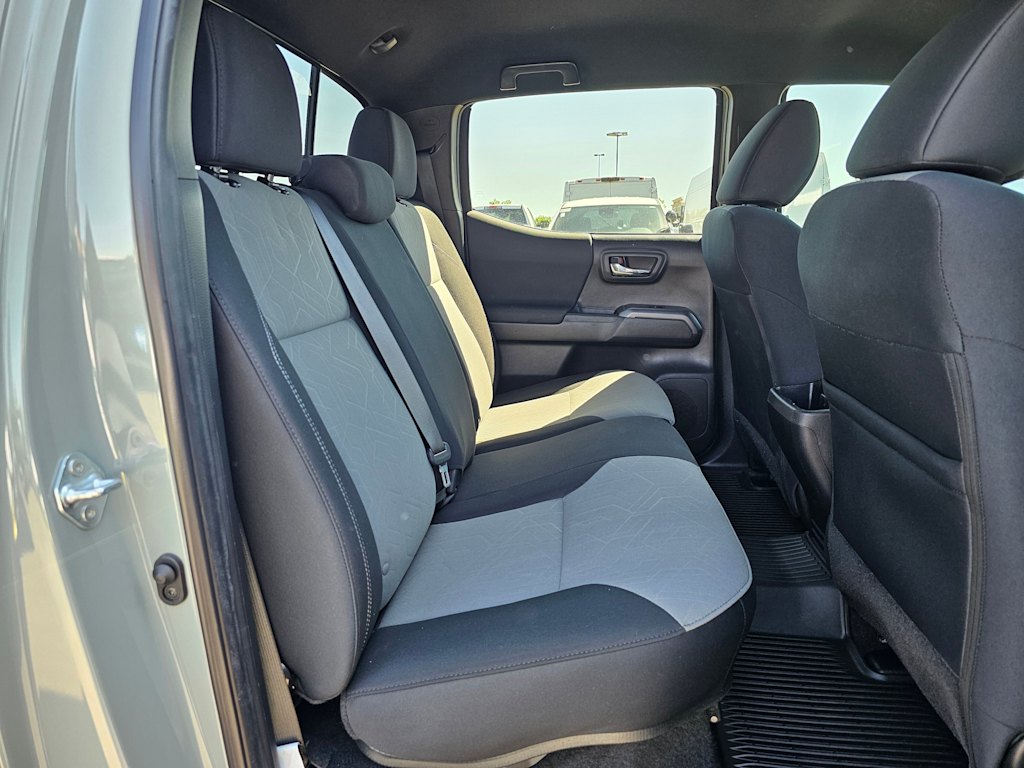 2023 Toyota Tacoma TRD Off-Road 23