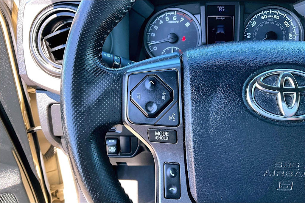 Thumbnail: 2017 Toyota Tacoma - 25