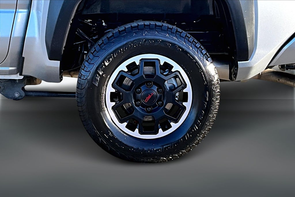 Thumbnail: 2024 Toyota Tacoma - 31