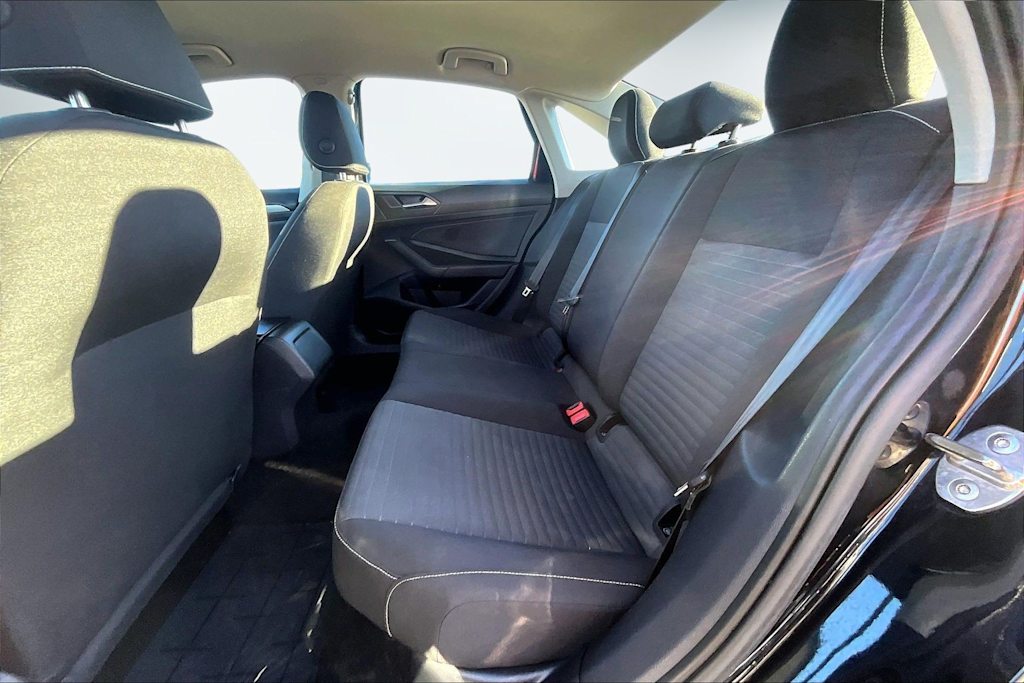 Thumbnail: 2024 Volkswagen Jetta - 29