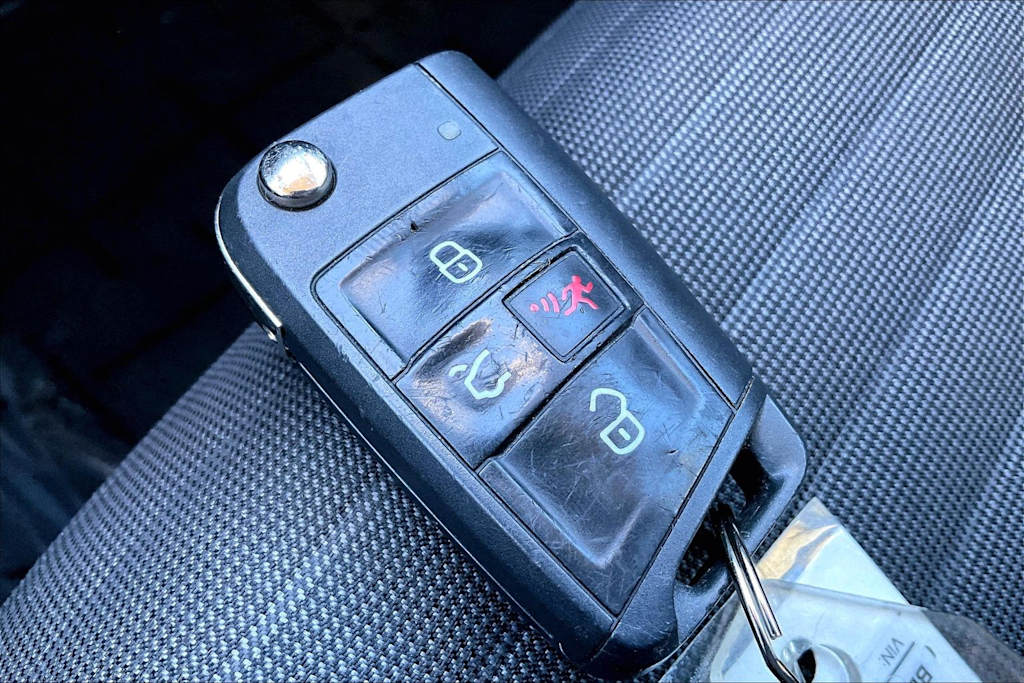 Thumbnail: 2024 Volkswagen Jetta - 20