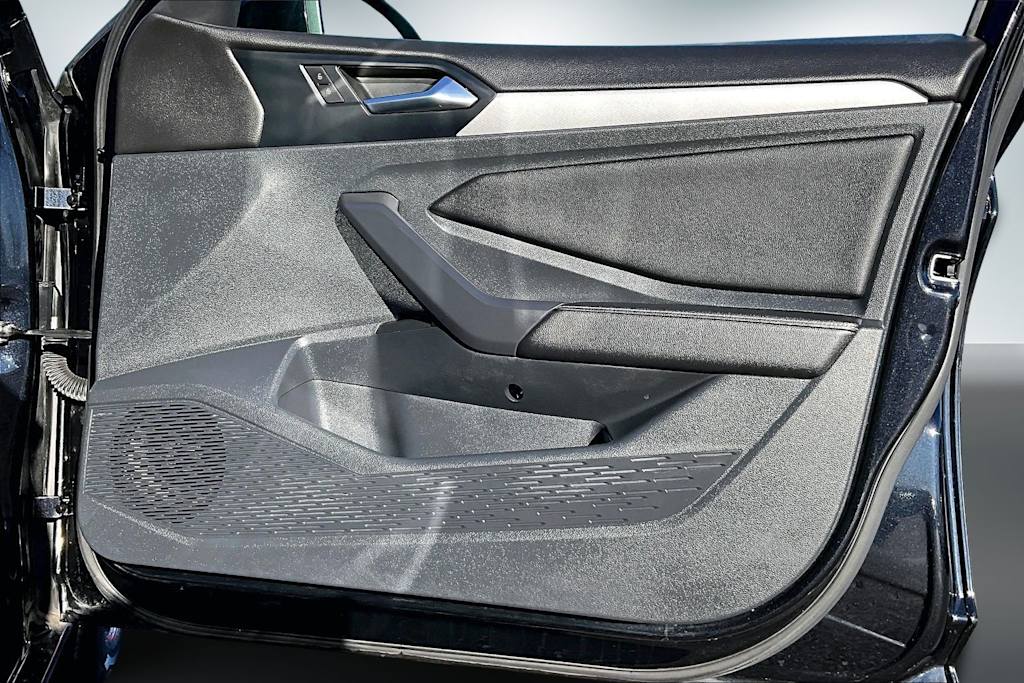 Thumbnail: 2024 Volkswagen Jetta - 28